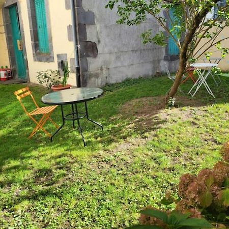 La Bourboule 2 Pers Apartment Екстериор снимка